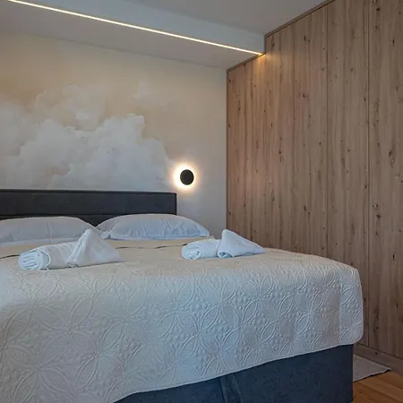 With Parking Space - 26952 Apartamento